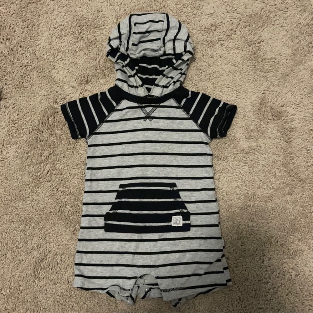 Carter’s Boy One Piece (12 Months)